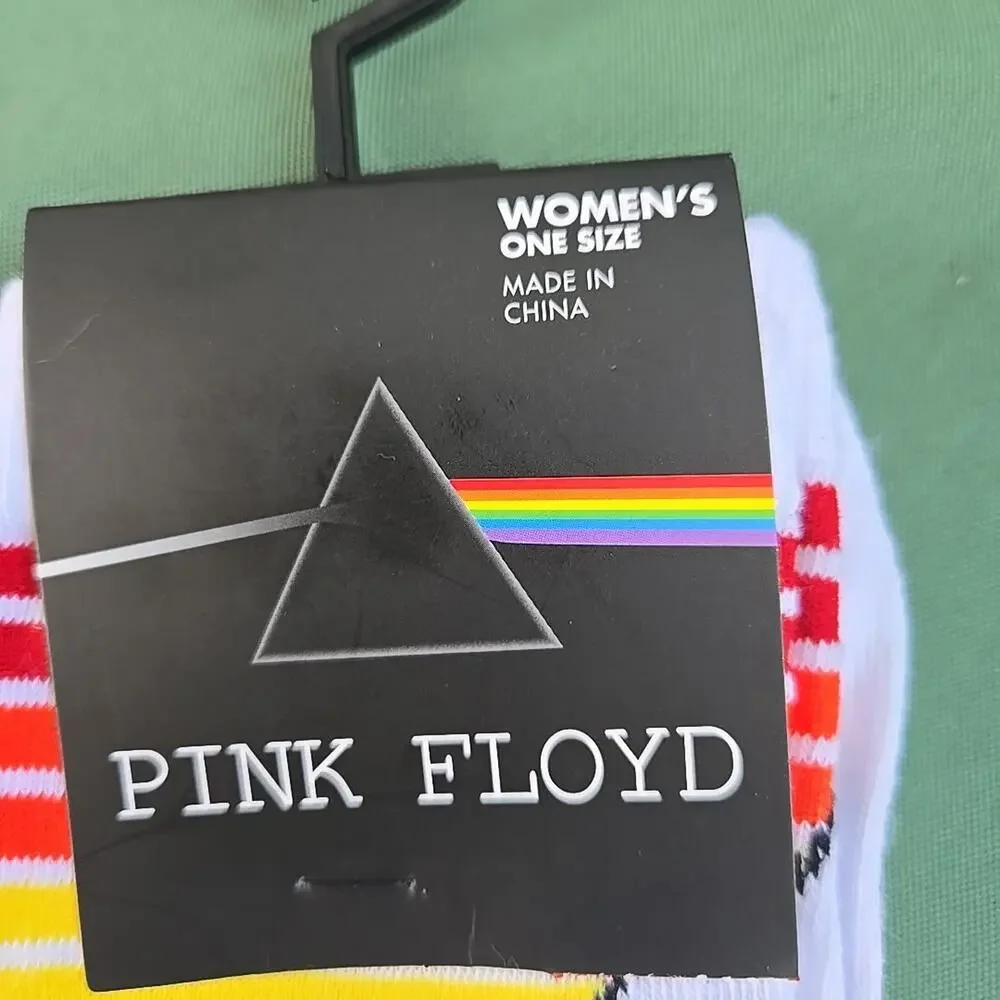 PINK FLOYD WOMANS ANKLE SOCKS SIZE 6-9 1/2